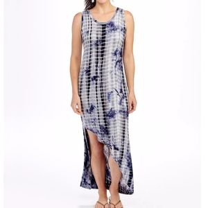 Elan - Lara Twist Back Maxi Dress